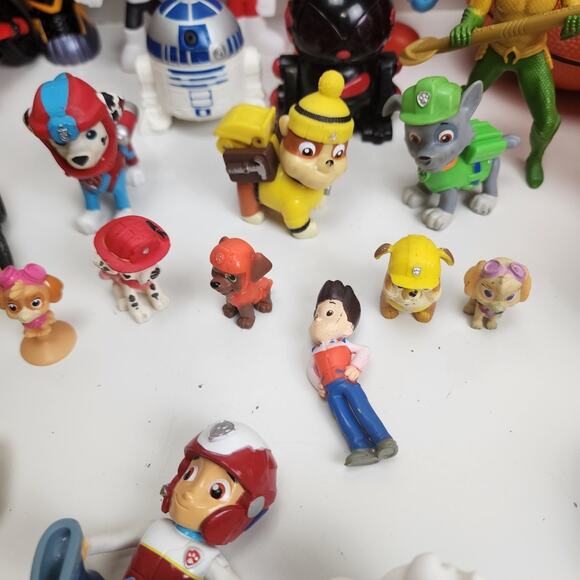 Massive Lot of 48 Pieces Fast Food Happy Meal Toys Basketball Paw Patrol & More - Picture 11 of 15